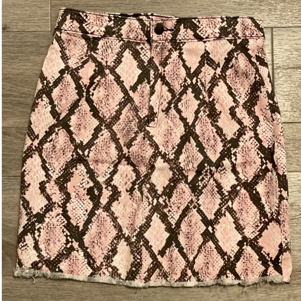 Fashion Nova Pink Snake Print Skirt